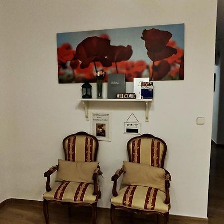Hostal Aliste Madrid Exteriör bild