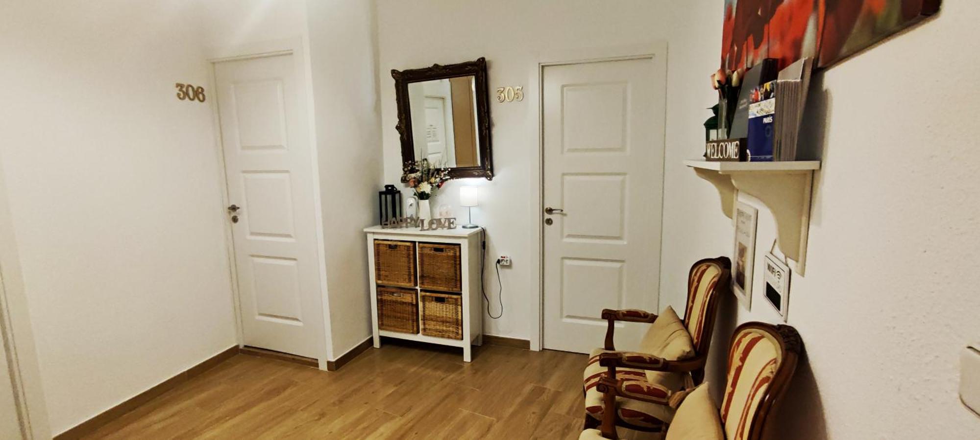 Hostal Aliste Madrid Exteriör bild